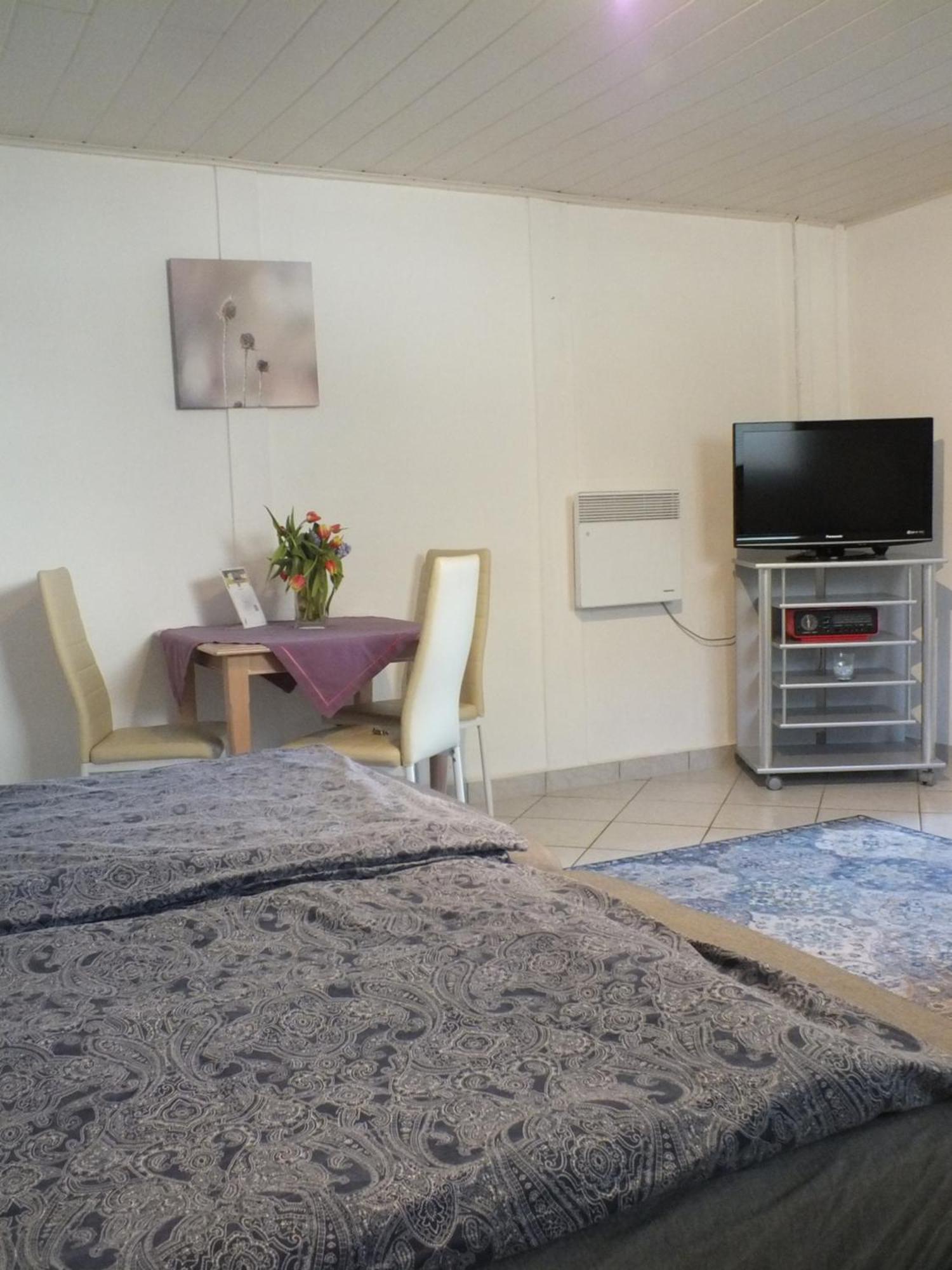Ferienpark Buntspecht Bungalow 7 Pruchten エクステリア 写真